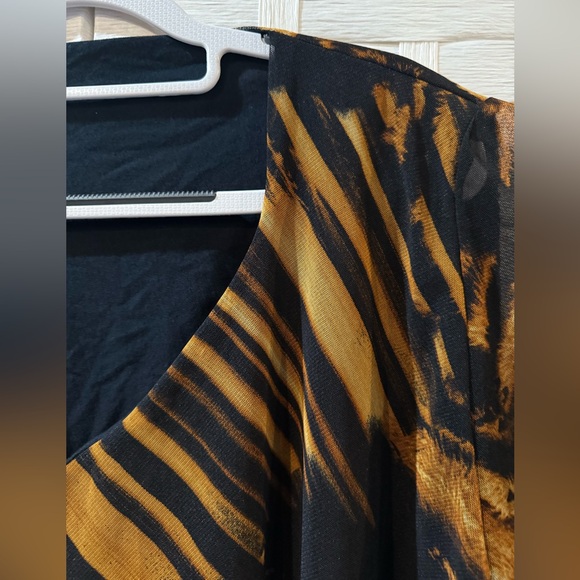 Plus Size Astarte Black and Brown Women's Tunic Top 3X - Picture 4 of 10